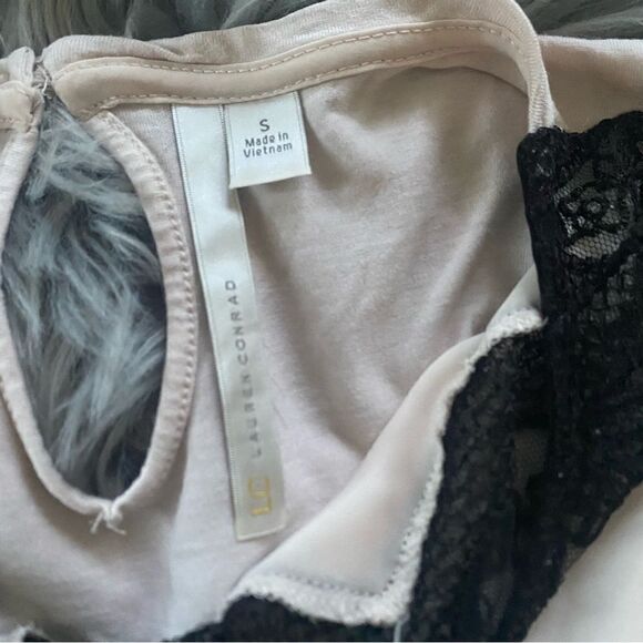 Lauren Conrad Lace Chiffon Top, S - Picture 3 of 7